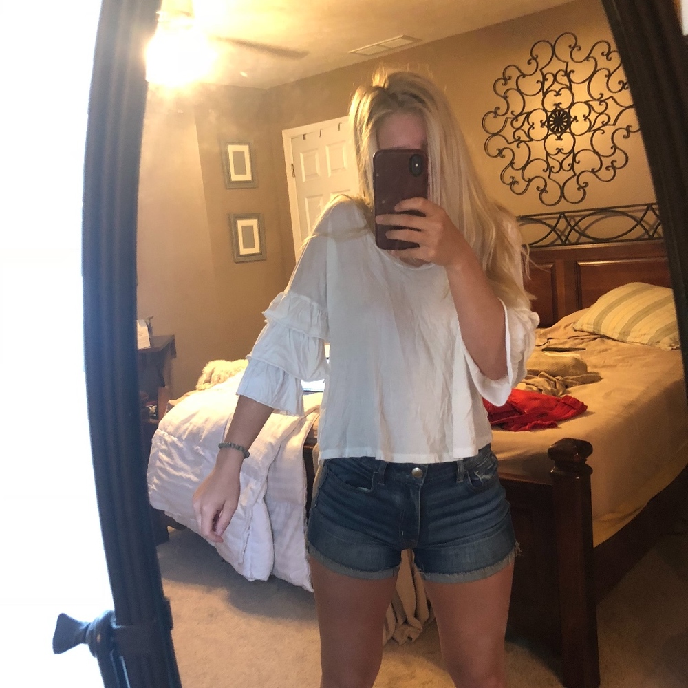 American flare sleeve top